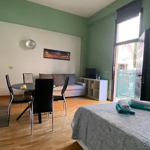 Casa Santa Croce , Bologna Italia